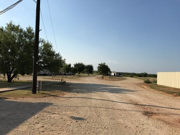 5730 N I-20, Sweetwater, TX 79556